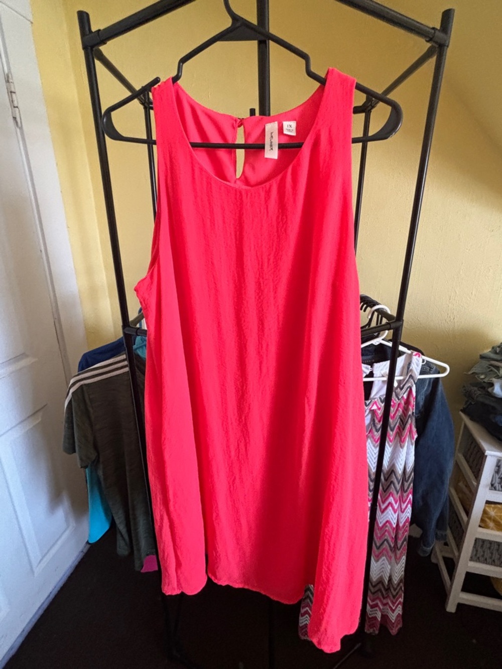Tacera Coral-Pink Sleeveless Shift Top